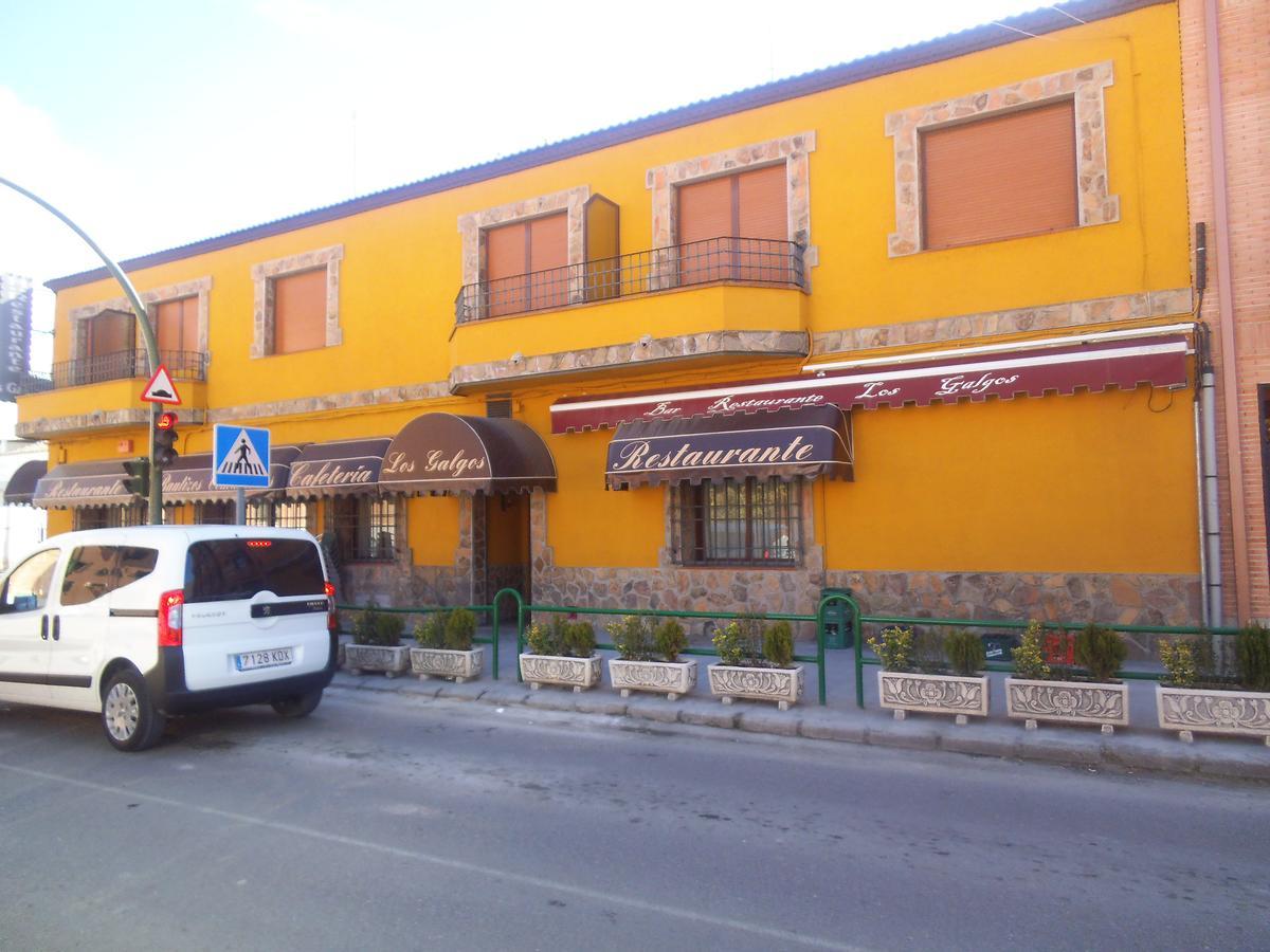 Hostal Los Galgos Yepes Exterior foto